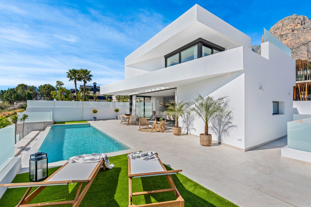 Exclusive Villas in Polop de la Marina, Costa Blanca
