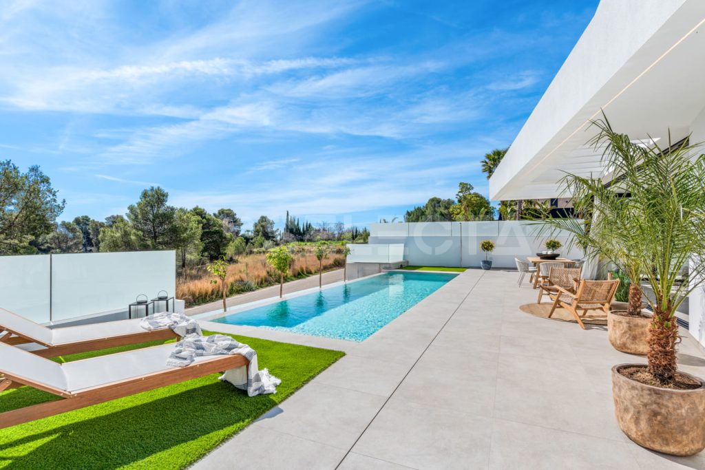 Exclusive Villas in Polop de la Marina, Costa Blanca