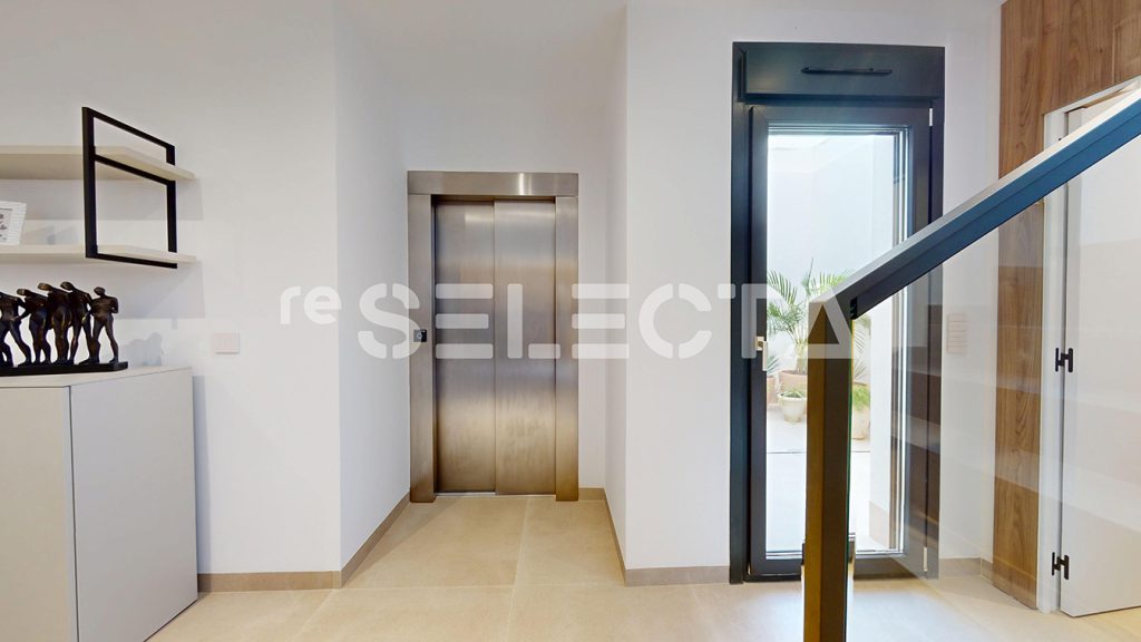 Luxury Villa with panoramic sea views