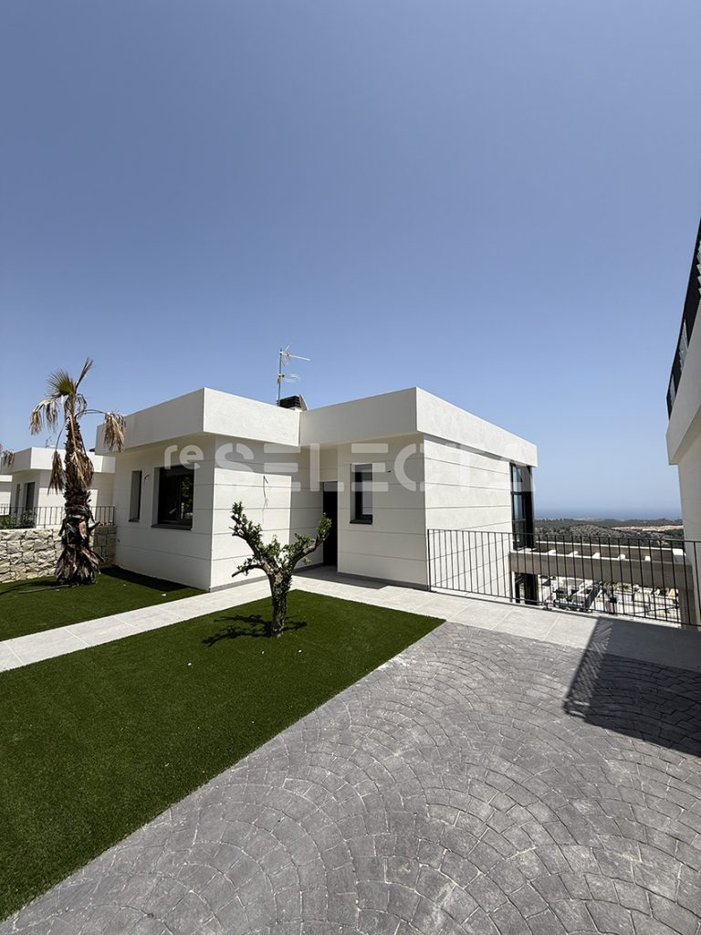 Modern detached villa in Polop