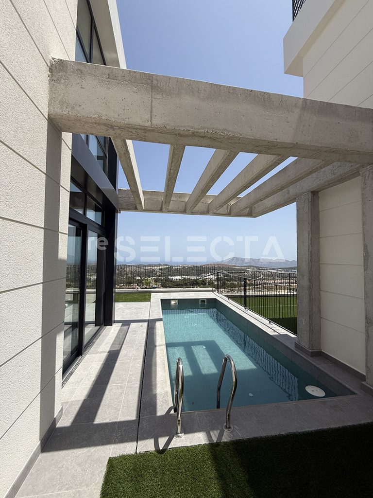 Modern detached villa in Polop