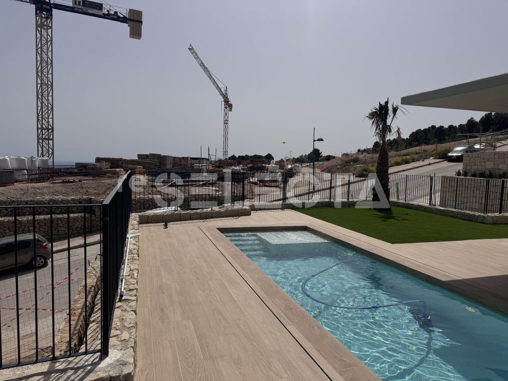 Modern villa in Polop with sea views