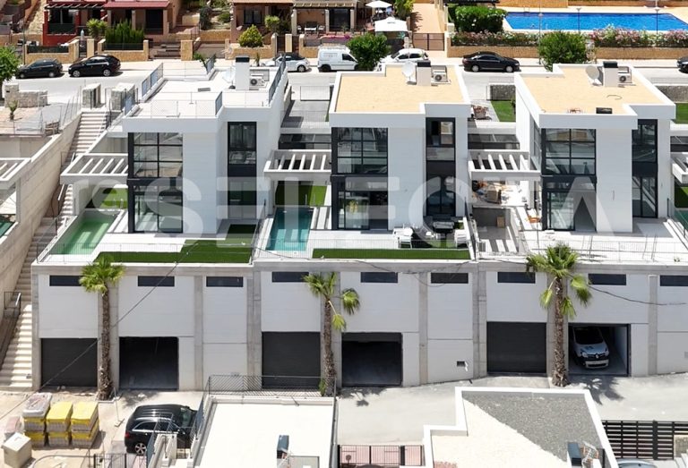 Modern detached villa in Polop in Polop, Alicante