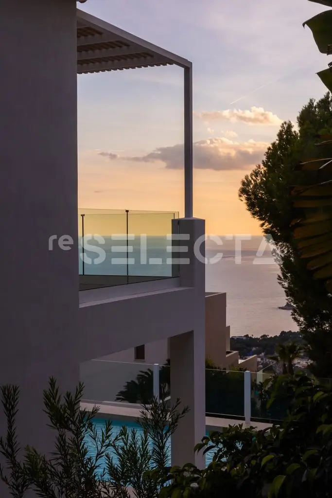 Luxury Villa for Sale in Altea – Sea Views & Modern Design