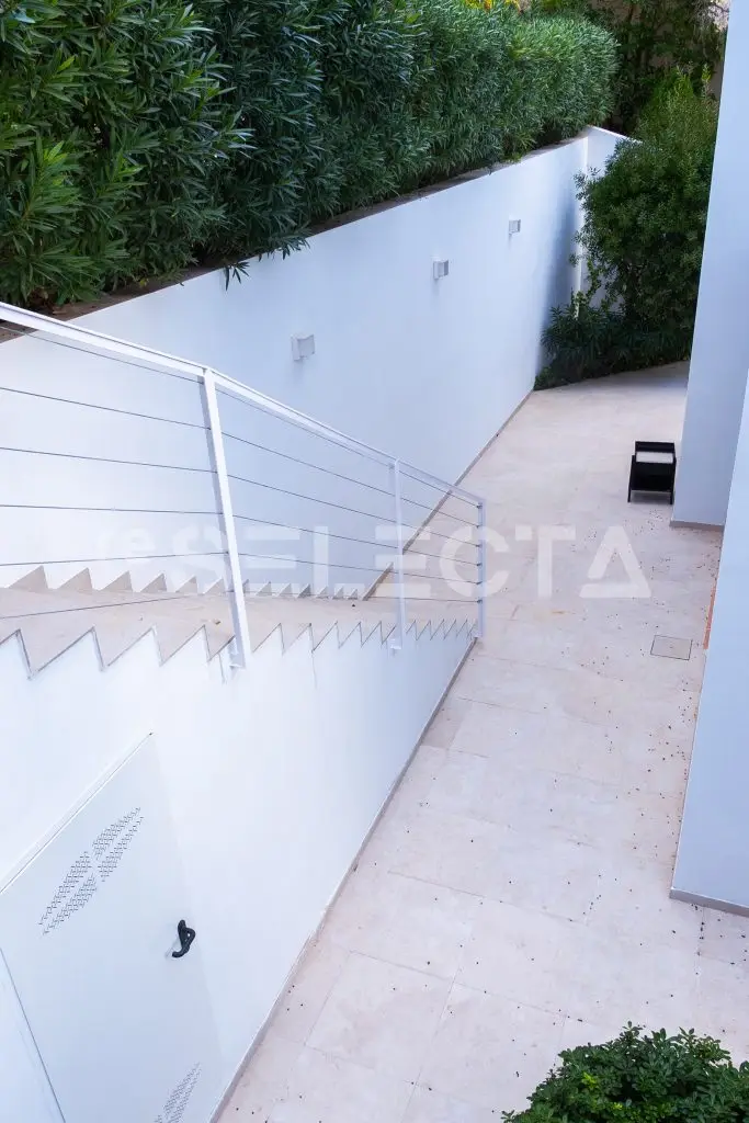 Luxury Villa for Sale in Altea – Sea Views & Modern Design