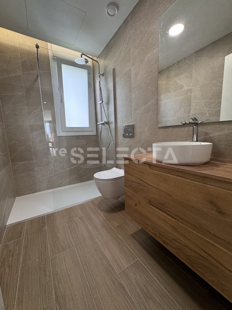 Modern Villa in Polop Spain with Sea Views & Private Pool