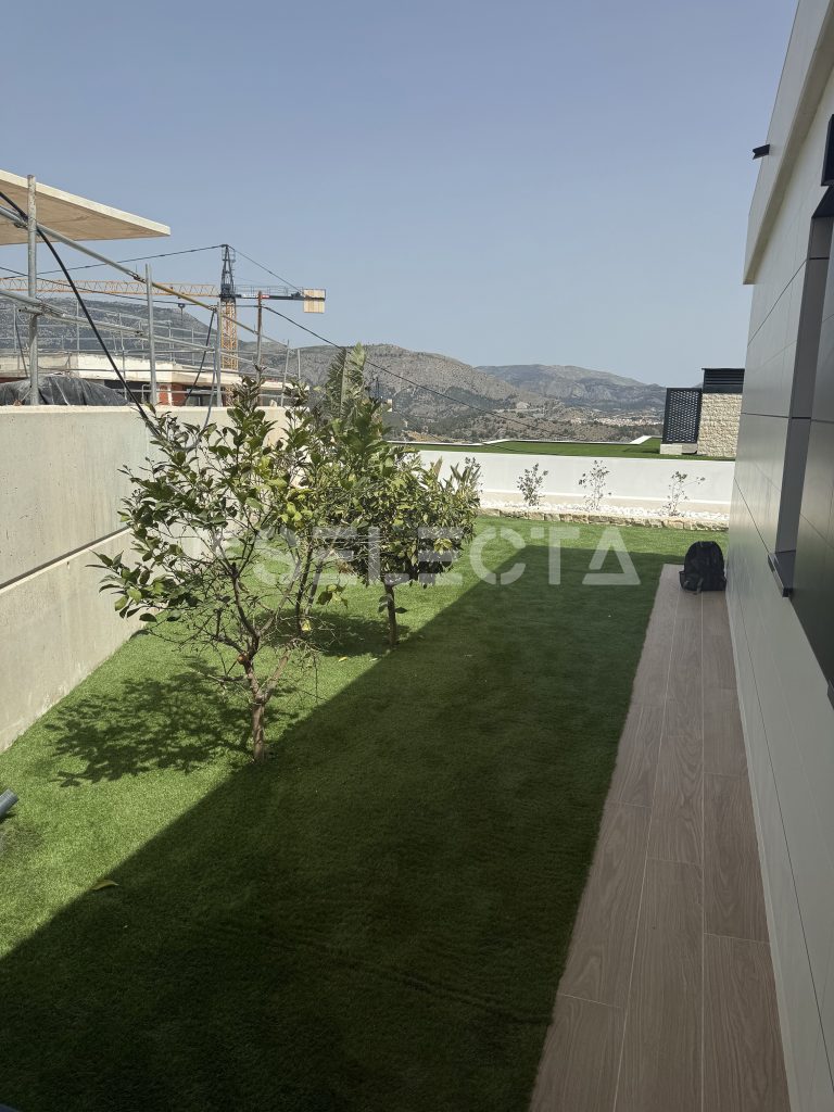 Modern Villa in Polop Spain with Sea Views & Private Pool
