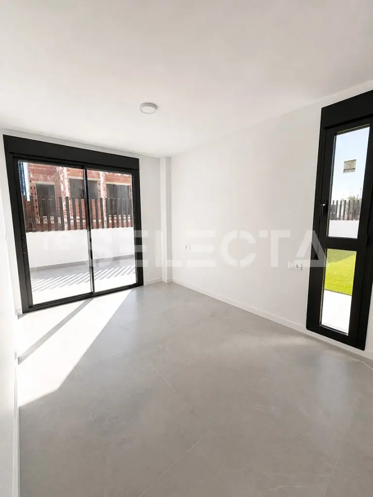 Modern Villa with Private Pool & Garden | New Build Spain