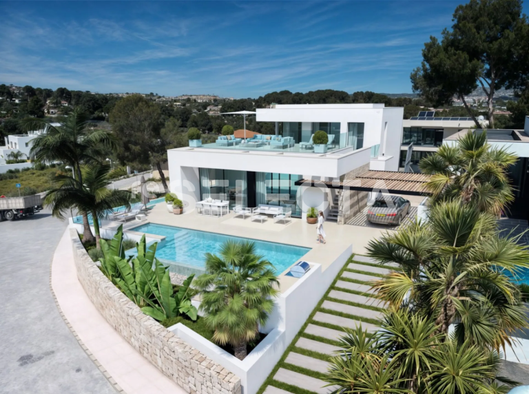 Luxury Villa Moraira with Sea Views & Infinity Pool in Moraira