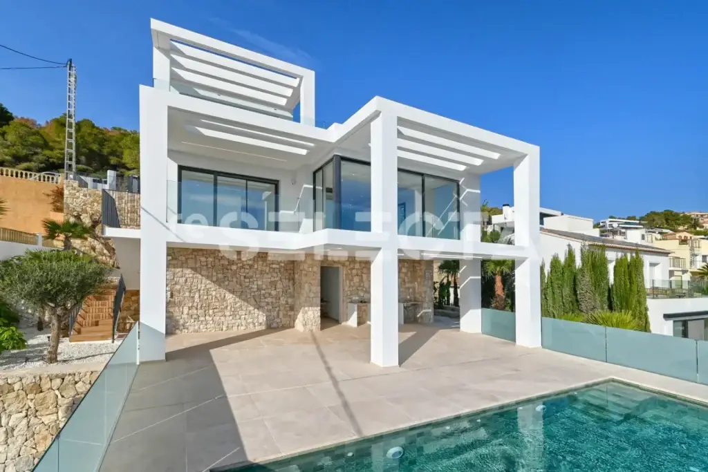 Exclusive Villa in the Heart of the Costa Blanca