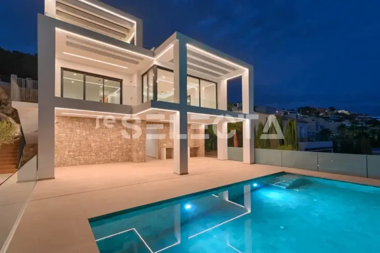 Exclusive Villa in the Heart of the Costa Blanca in Calpe