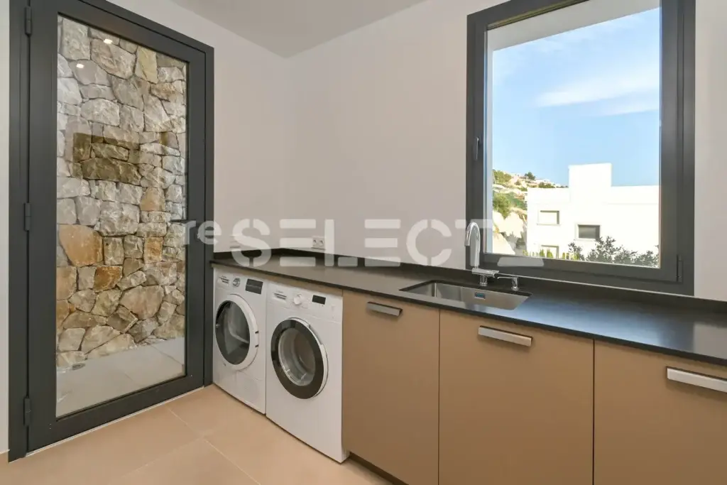 Exclusive Villa in the Heart of the Costa Blanca