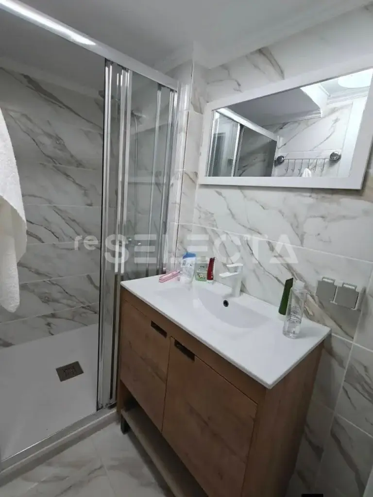 Investment Property Near Valencia | 5 Bedrooms & Rental Income