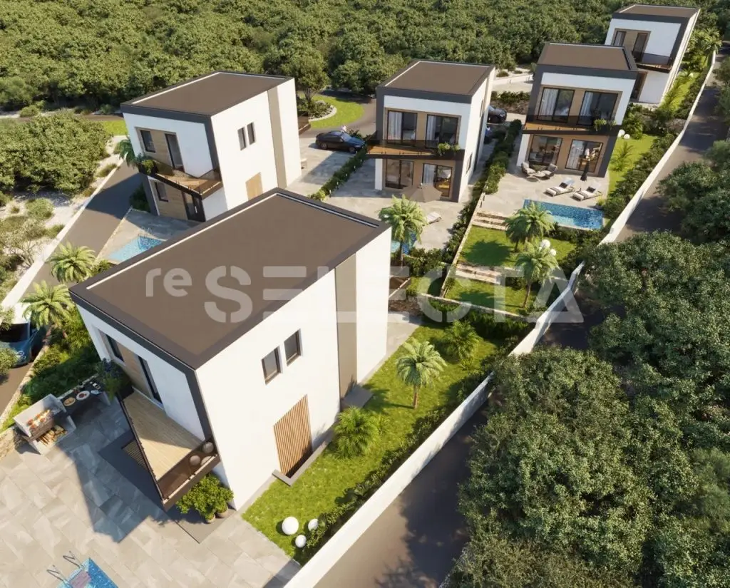 Luxury Villas for Sale in Sierra Cortina Finestrat | Private Pool