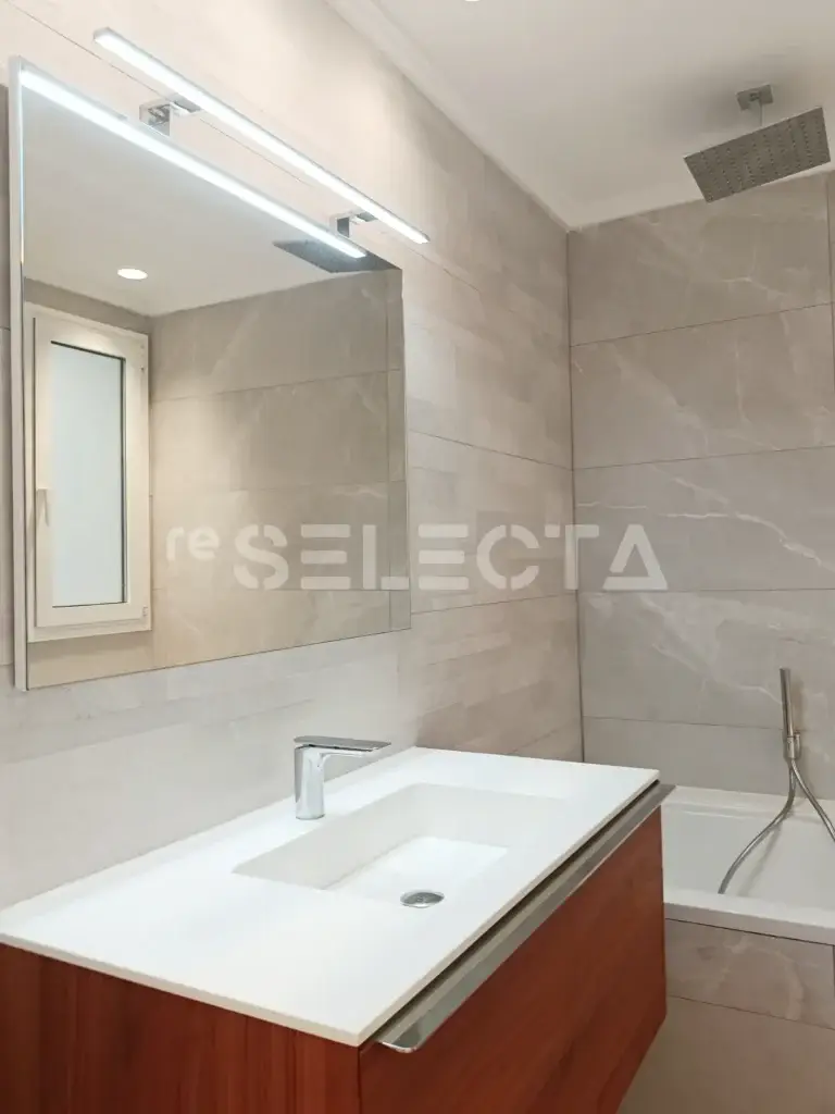 Luxury Renovated Apartment for Sale in Valencia