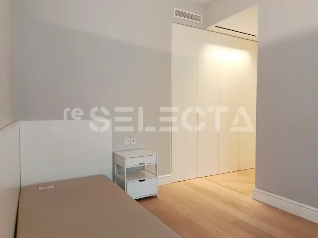 Luxury Renovated Apartment for Sale in Valencia
