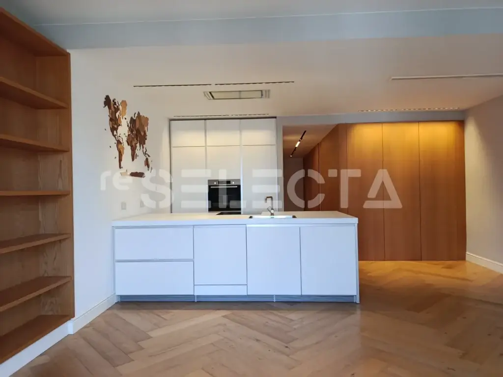 Luxury Renovated Apartment for Sale in Valencia