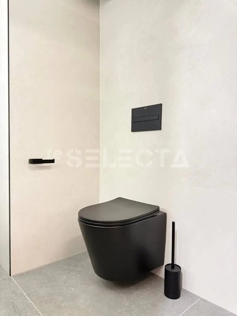 Beachfront Apartment for Sale with Tourist License | Sea View Property in Spain